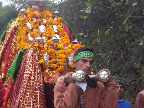 Bijli Mahadev Temple in Himachal Pradesh