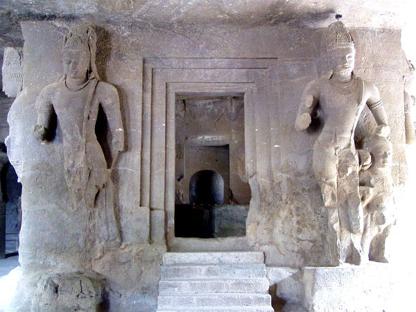 5.ಎಲಿಫೆಂಟಾ ಗುಹೆ 