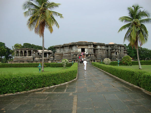 ಹೊಯ್ಸಳೇಶ್ವರ ದೇವಾಲಯದಲ್ಲಿ ಈಜಿಫ್ಟ್‍ನ ಮಾನವಾಕೃತಿ: ಆಶ್ಚರ್ಯ