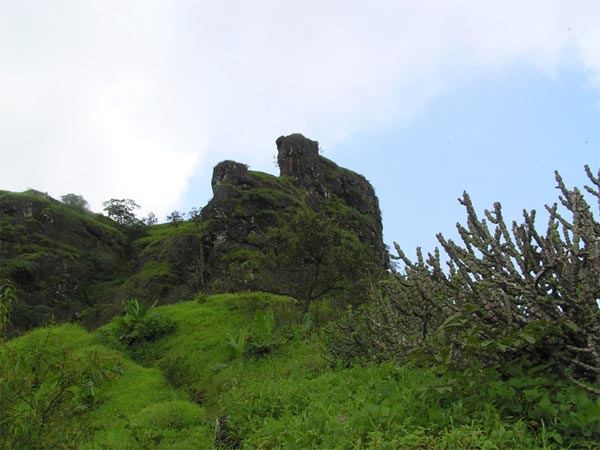 ಅಸನ್ಗಾ೦ವ್ ನ ಮಹುಲಿ ಕೋಟೆ