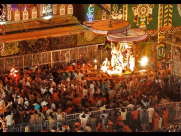 ತಿರುಮಲದಲ್ಲಿ ಮಹಾದ್ಭುತ...ಕಣ್ಣು ತೆರೆದ ಸ್ವಾಮಿ..