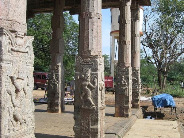 ವಿವಾಹವಾಗಿಲ್ಲವೇ? ವರ್ಷದೊಳಗೆ ವಿವಾಹ ಭಾಗ್ಯ ಒಲಿದುಕೊಳ್ಳಲು ಇಲ್ಲಿಗೆ ತೆರಳಿ...