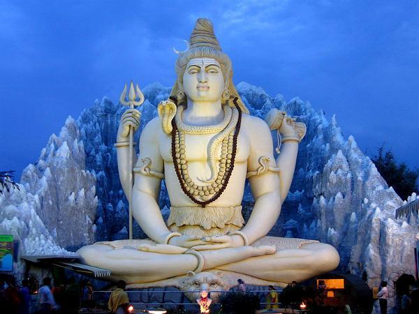 ನೀವೂ ಎಂದು ನೋಡಿರದ ಅದ್ಭುತ ಶಿವನ ಮೂರ್ತಿಗಳು ಎಲ್ಲೆಲ್ಲಿ? ಯಾವ ರೀತಿ ಇದೆ ಗೊತ್ತ? ನೀವೂ ಎಂದು ನೋಡಿರದ ಅದ್ಭುತ ಶಿವನ ಮೂರ್ತಿಗಳು ಎಲ್ಲೆಲ್ಲಿ? ಯಾವ ರೀತಿ ಇದೆ ಗೊತ್ತ?