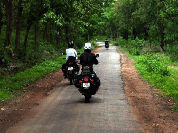 ಬೆ೦ಗಳೂರಿನಿ೦ದ ಕಣ್ಣೂರಿನತ್ತ