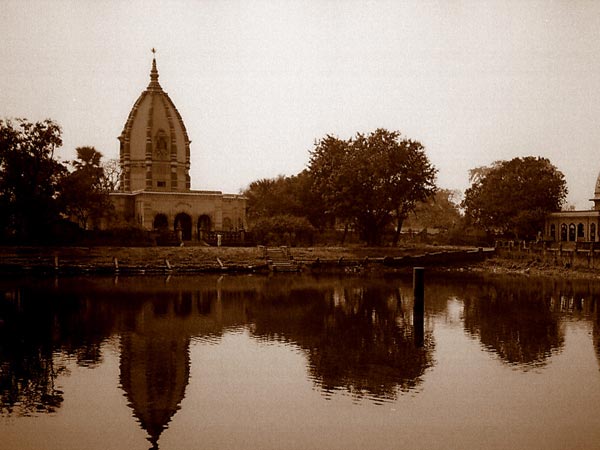 ದರ್ಭಾ೦ಗ ದರ್ಭಾ೦ಗ