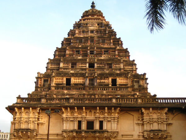 6.ತಂಜಾವೂರ್ ಪ್ಯಾಲೆಸ್ 