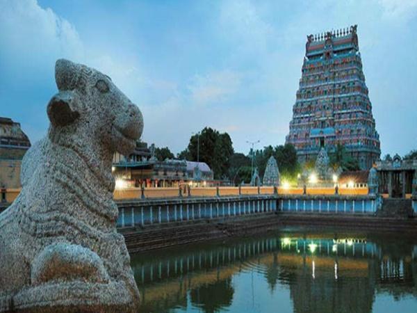 2.ಗರ್ಭಗುಡಿ 2.ಗರ್ಭಗುಡಿ