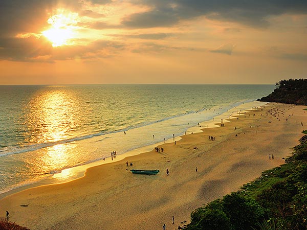 6) ವರ್ಕಲಾ ಬೀಚ್, ಕೇರಳ 