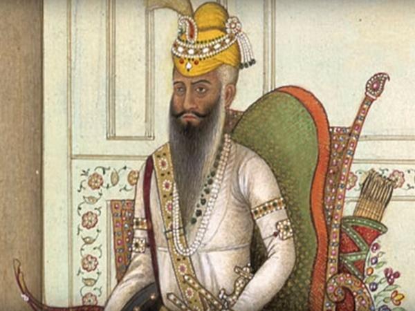 9.ಪೂರಿ ಜಗನ್ನಾಥನ ದೇವಾಲಯಕ್ಕೆ 100 ಕೆ.ಜಿ ಬಂಗಾರ ನೀಡಿದವರು ಯಾರು ಗೊತ್ತ?