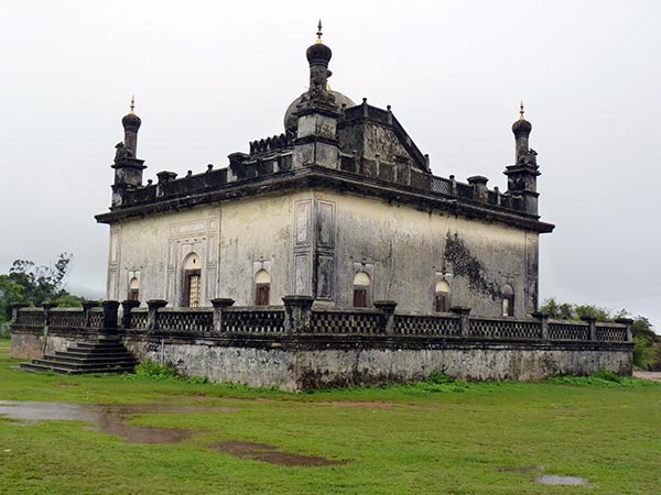 ಗದ್ದಿಗೆ