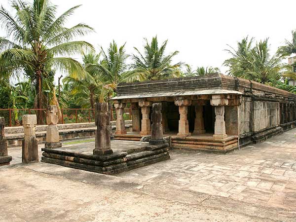 ಜೈನ ದೇವಾಲಯ, ಸುಲ್ತಾನ್ ಬತ್ತೇರಿ