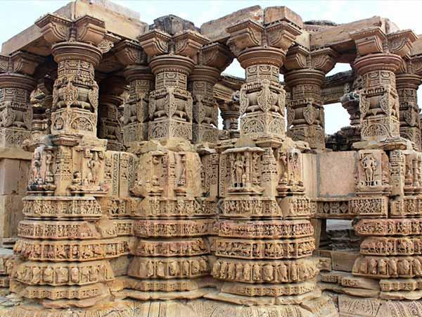 1.ಒಟ್ಟು 5 ದೇವಾಲಯಗಳು