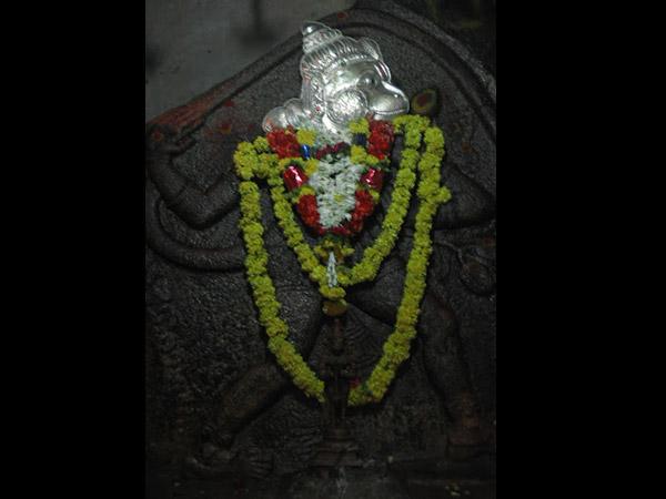 5.ಭಕ್ತಿ-ಭಾವ ಉಕ್ಕಿಸುವ ಹನುಮನ ವಿಗ್ರಹ