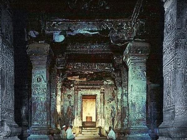 9.ಔರಂಗಜೇಬನಿಗೆ ಸವಾಲು ಹಾಕಿದ ಹಿಂದೂ ದೇವಾಲಯ...