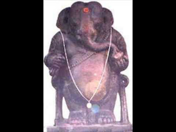 ಎರಡು ದಂತಗಳಿರುವ ಗಣೇಶ