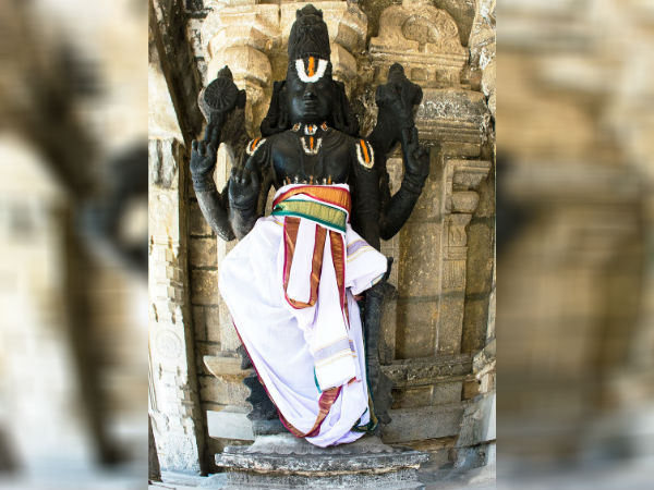 ಈ ದೇವಾಲಯ ಮೂರ್ತಿ ಹೇಗಿದೆ? ಈ ದೇವಾಲಯ ಮೂರ್ತಿ ಹೇಗಿದೆ?