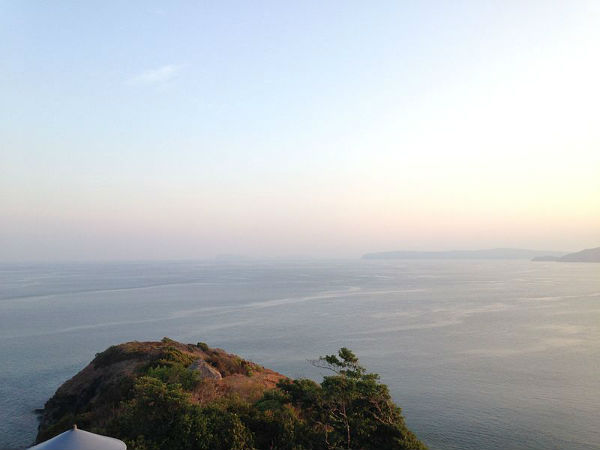 572 ದ್ವೀಪಗಳಿವೆ