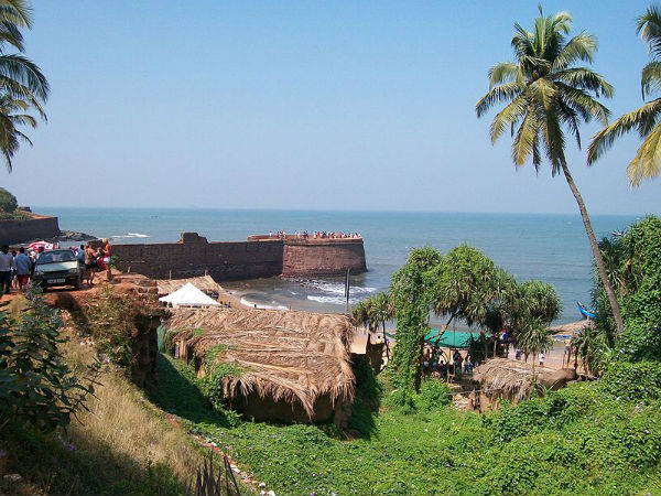 ಶತಮಾನದ ಕಟ್ಟಡಗಳು