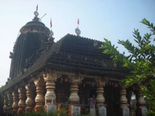 1.ಒಂದೇ ದಿನದಲ್ಲಿ ದೇವತೆಗಳು ನಿರ್ಮಿಸಿದ ದೇವಾಲಯ