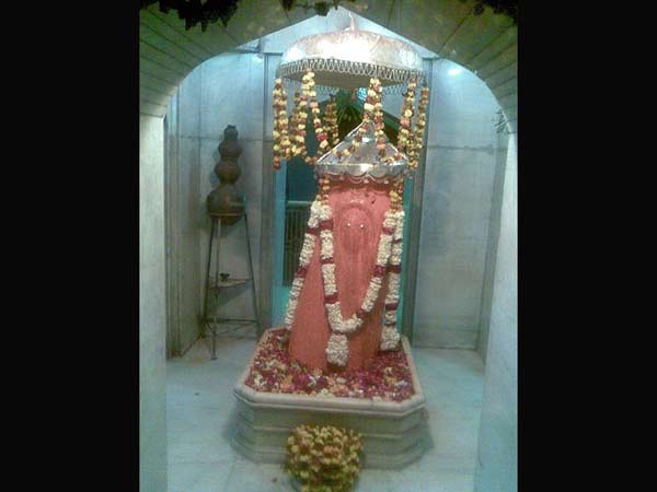 2. ಚೋಮುಖ್ಯ ಭೈರವಾಜಿ ದೇವಾಲಯ