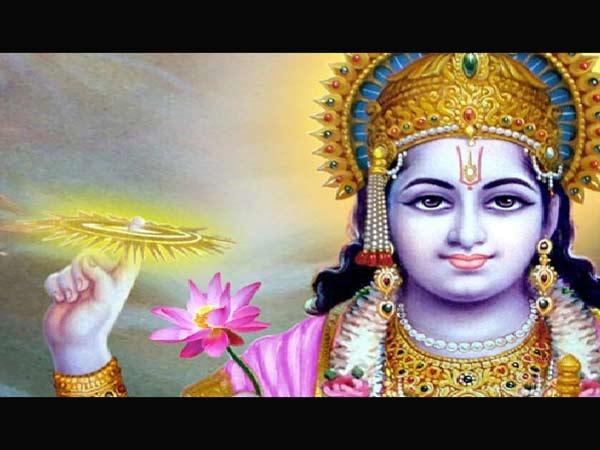 ವಕ್ರ ಭಂಗಿಯಲ್ಲಿರುವ ವಿಷ್ಣು