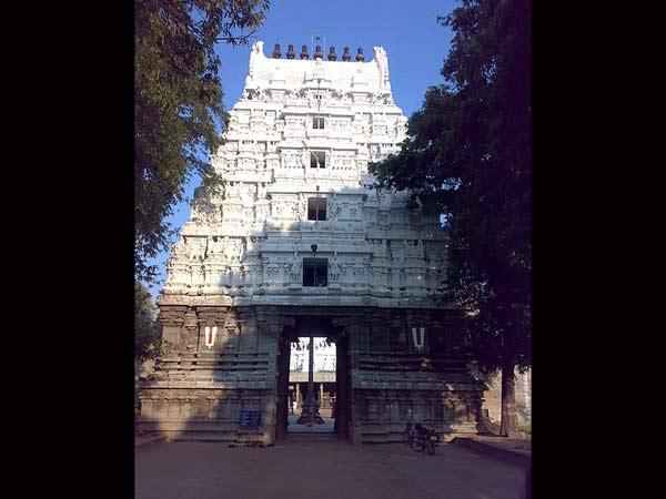 4.ಶಂಖ, ಚಕ್ರಗಳು