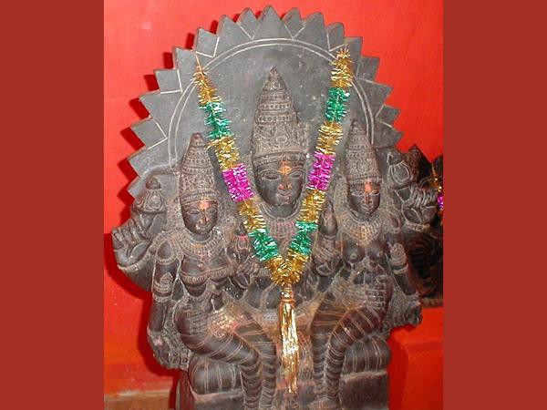 9.ಉಷಾ ಹಾಗು ಛಾಯ ದೇವತೆಗಳು