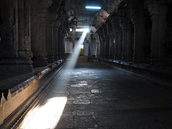 9.ಇಂದ್ರನು ಪ್ರತಿಷ್ಟಾಪಿಸಿದನು