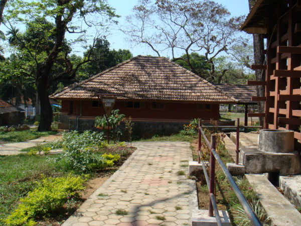9. ಕೊನ್ನಿ 9. ಕೊನ್ನಿ