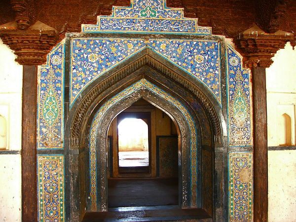 ದಾಳಿ ನಂತರ ಕೆಡವಲಾಯಿತು