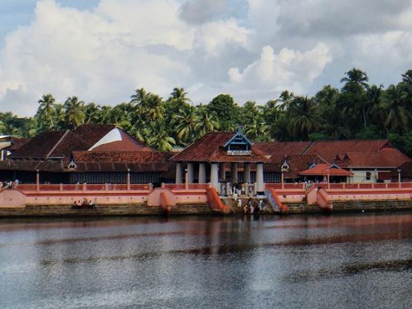 ತೃಪ್ರಯಾರ್ ದೇವಾಲಯ