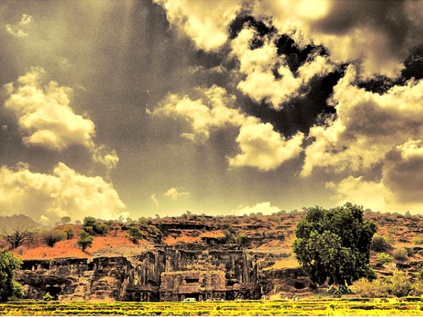 4.ಅಜಂತಾ ಮತ್ತು ಎಲ್ಲೋರಾ