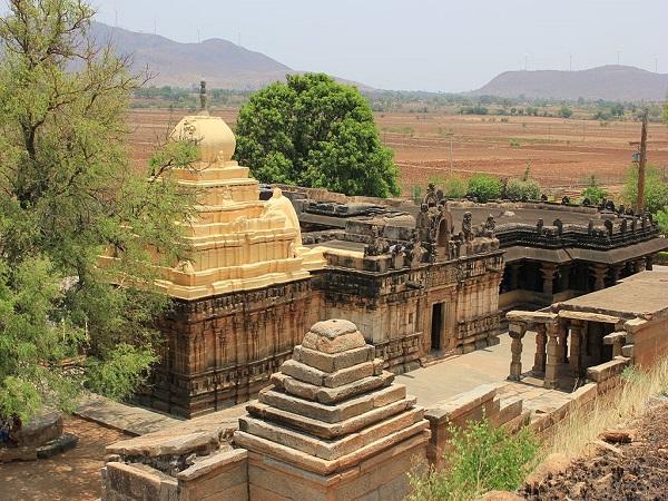 ಬಗಲಿ ಬಗಲಿ