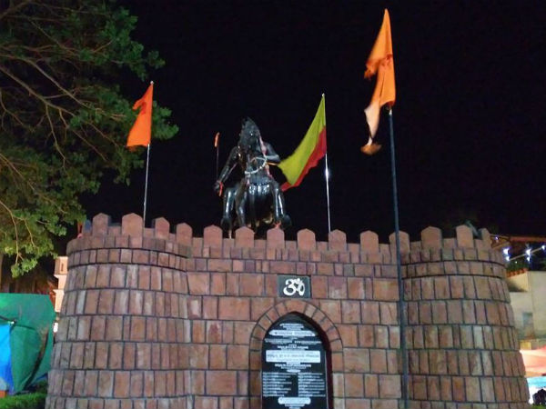 ಭೌಗೋಳಿಕ ಹಿನ್ನೆಲೆ ಭೌಗೋಳಿಕ ಹಿನ್ನೆಲೆ