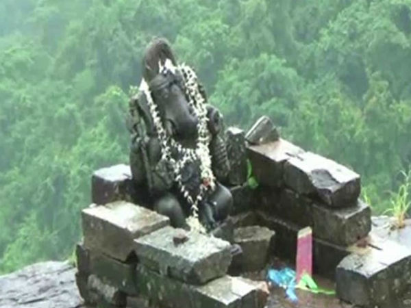 ನಾಗವಂಶಜರ ಕಾಲದ ಗಣೇಶನ ವಿಗ್ರಹ ನಾಗವಂಶಜರ ಕಾಲದ ಗಣೇಶನ ವಿಗ್ರಹ