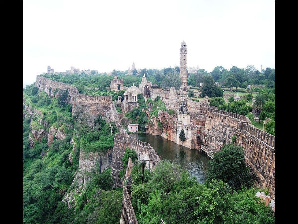 ಪದ್ಮಿಣಿ ಮಹಲ್ 