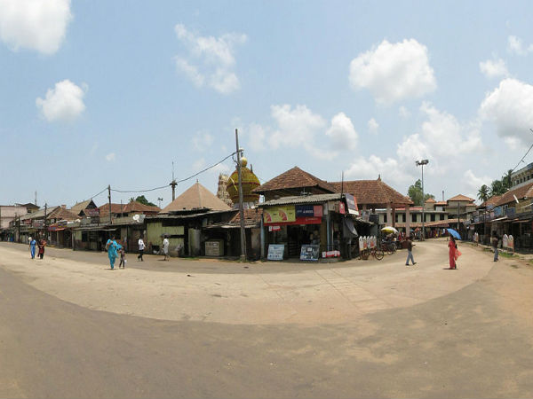 ರೈಲಿನ ಮೂಲಕ ರೈಲಿನ ಮೂಲಕ