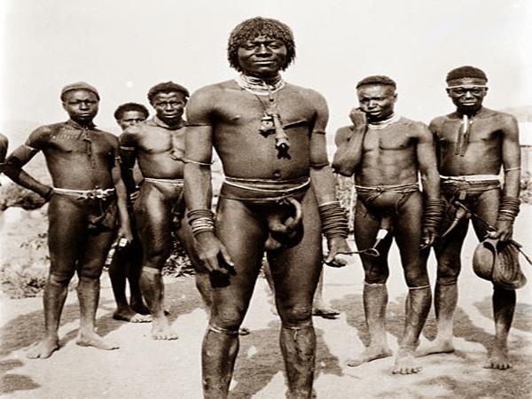 ವಿಚಿತ್ರ ಜನಾಂಗದ ಜನರನ್ನು ಇಲ್ಲಿ ಕಾಣಬಹುದು 