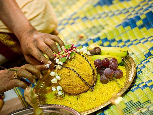 100 ಮಾಂತ್ರಿಕರು