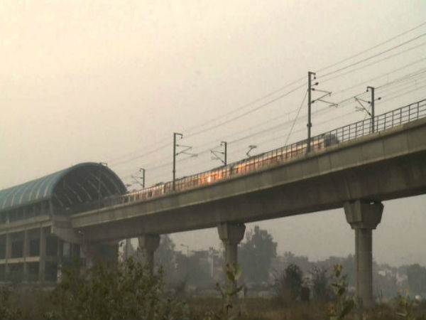 ಯಾವೆಲ್ಲಾ ದಾರಿಯಲ್ಲಿ ಸಾಗುತ್ತದೆ