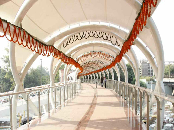  30 ಸಾವಿರ ಜನರು ಓಡಾಡುತ್ತಾರೆ