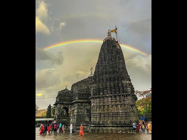 ದಸರಾದಿನವೇ ಸಮಾಧಿ