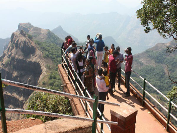 ಆರ್ಥೂರ್‌ ಸೀಟ್‌ 