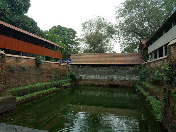 ಮಕಮ್ ಥೋಝಲ್