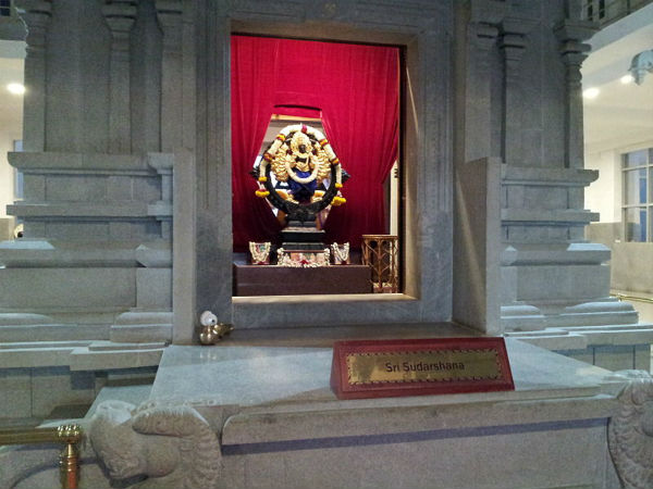 ವಿಶೇಷ ಅಲಂಕಾರ ಸೇವೆ ವಿಶೇಷ ಅಲಂಕಾರ ಸೇವೆ
