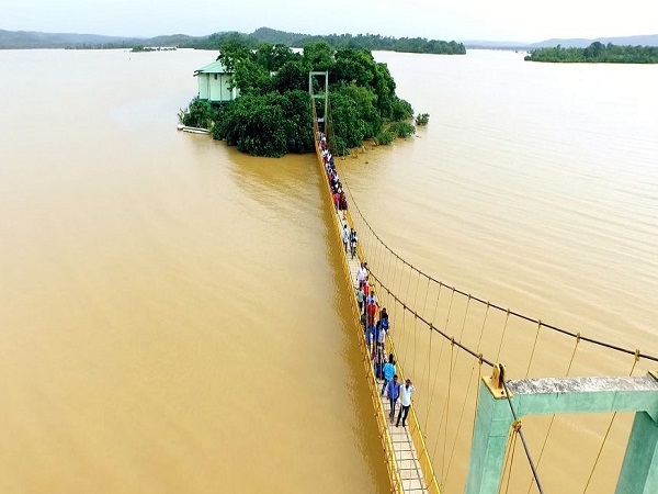  ಮೂರು ದ್ವೀಪಗಳು
