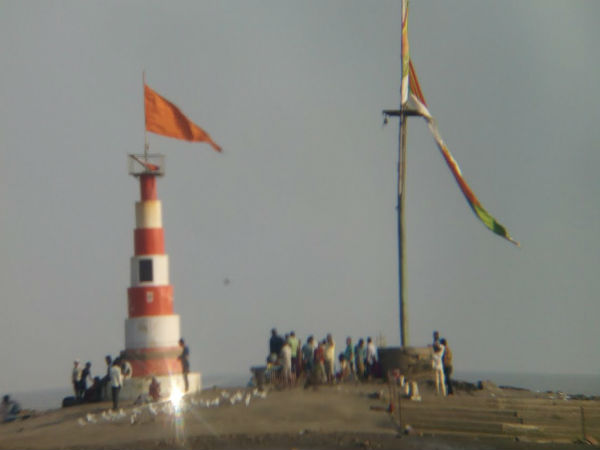 ಸ್ವಂಯಂಭೂ ಶಿವಲಿಂಗ ಸ್ವಂಯಂಭೂ ಶಿವಲಿಂಗ