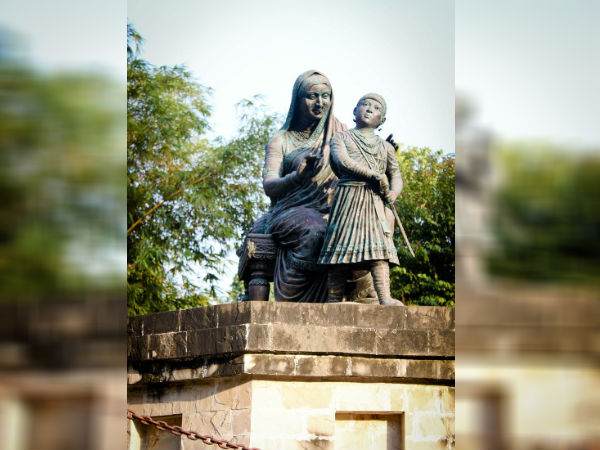 ಶಿವಾಜಿ ಮಹಾರಾಜ್ರ ತಾಯಿ ಹೆಸರು ಶಿವಾಜಿ ಮಹಾರಾಜ್ರ ತಾಯಿ ಹೆಸರು