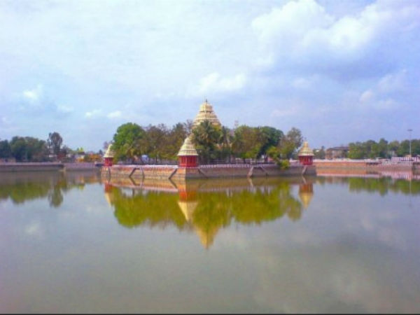 305 ಮೀ ಉದ್ದದ ಟ್ಯಾಂಕ್ 305 ಮೀ ಉದ್ದದ ಟ್ಯಾಂಕ್