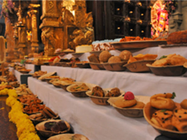 ವಿಶೇಷ ನೈವೇದ್ಯ ಸೇವೆ ವಿಶೇಷ ನೈವೇದ್ಯ ಸೇವೆ